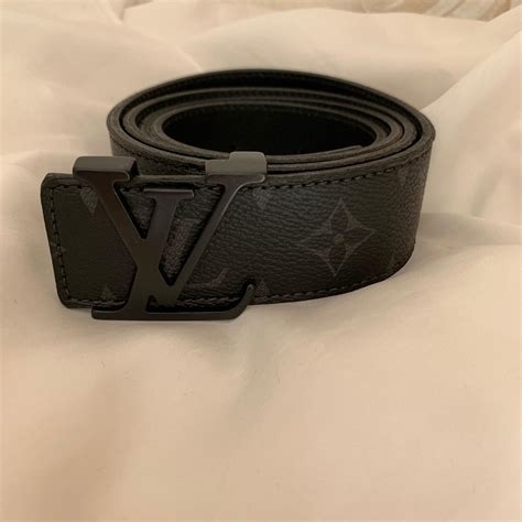 louis vuitton gürtel herren gefälscht|false Louis Vuitton lv.